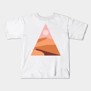 Desert dunes and sun Kids T-Shirt